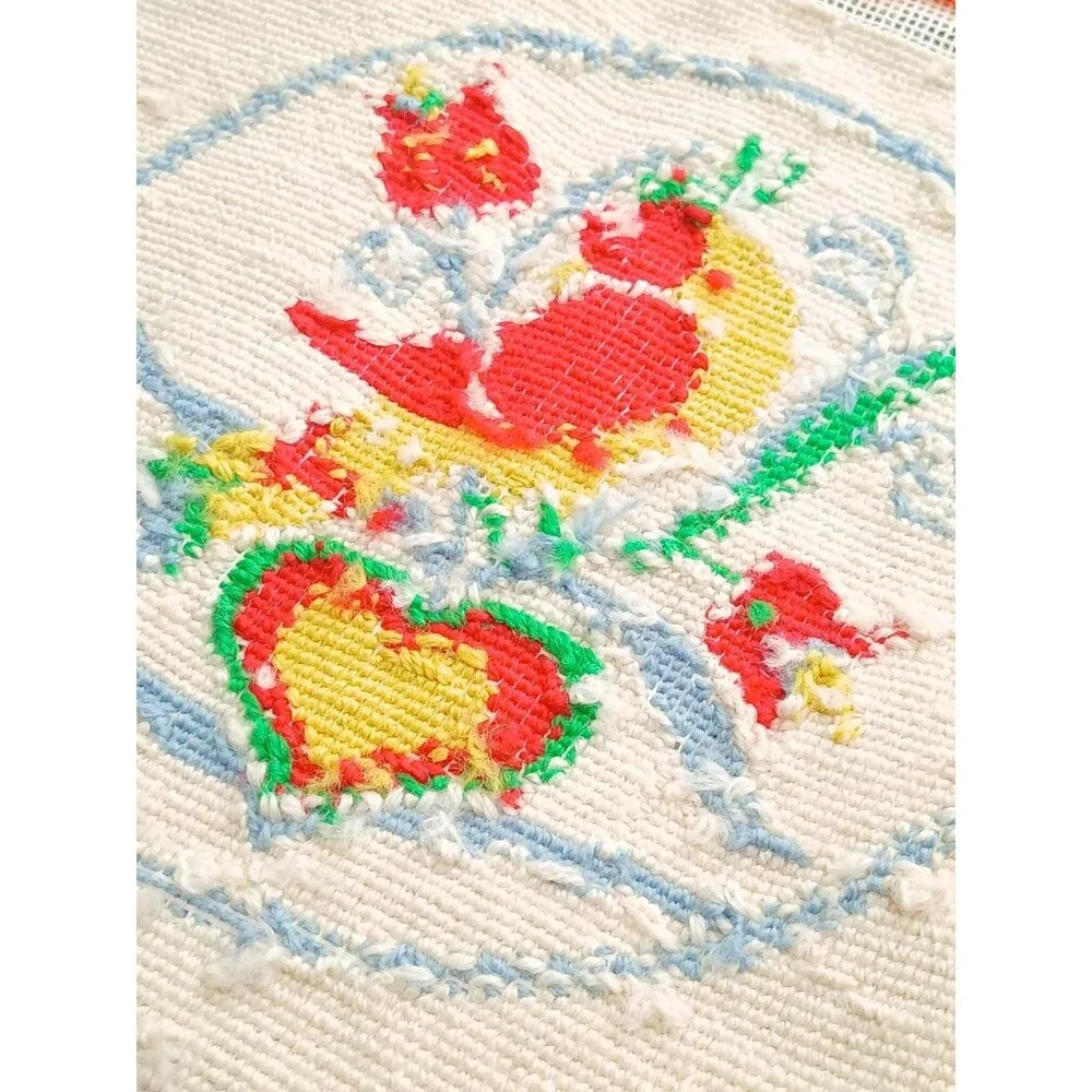 Hand-Embroidered Bird & Flower Cloth 10.25"x9.75" Unframed Textile - Picture 6 of 6